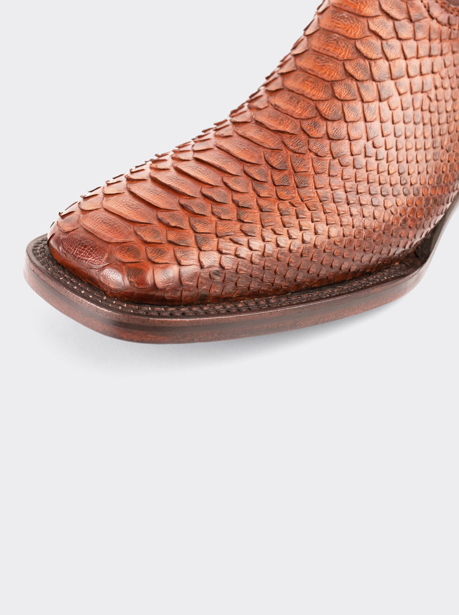 Bota Rodeo con Suela de Cuero en Piel Genuina de Pitón Caramel Estilo 1558