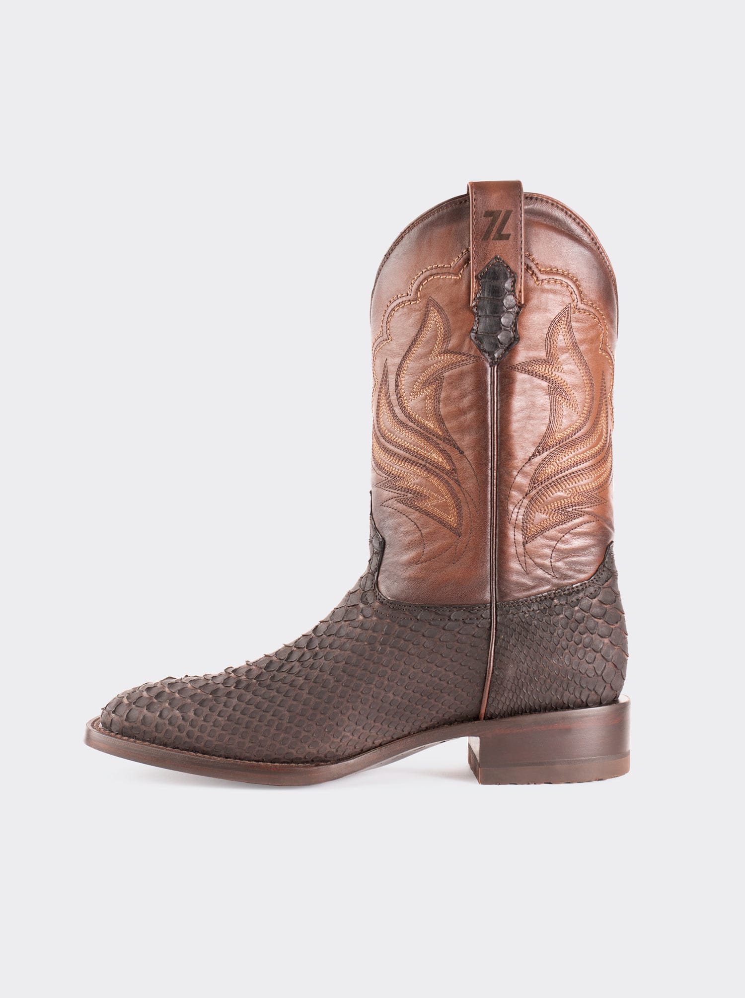 Bota Rodeo con Suela de Cuero en Piel Genuina de Pitón Nobuck Café Estilo 1558