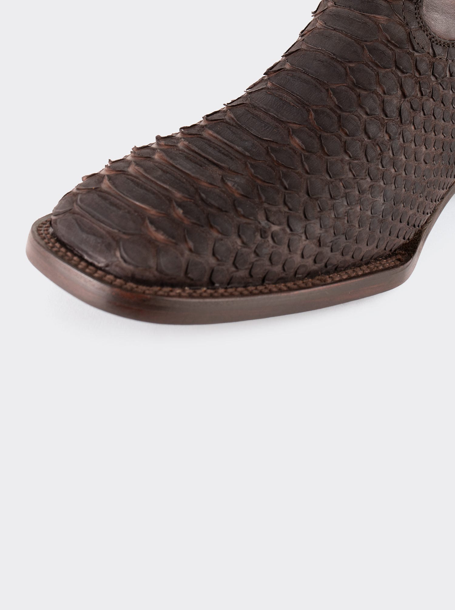Bota Rodeo con Suela de Cuero en Piel Genuina de Pitón Nobuck Café Estilo 1558
