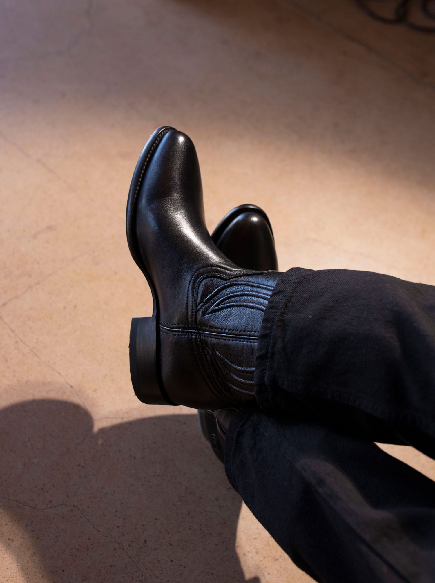 Bota Roper con Suela de Cuero Borrego Negro Estilo 1005